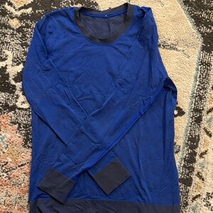 Lululemon relaxed fit swiftly size 8